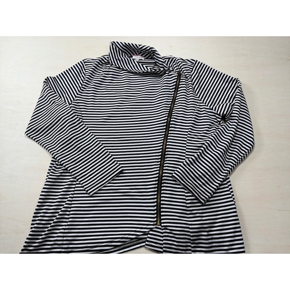 Andree by Unit Black White Striped Asymmetrical‎ Zip Moto Jacket 2X P14097